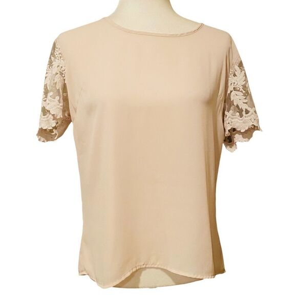 Liberty
Lane Lace Sleeve Top Size Medium - Picture 1 of 10